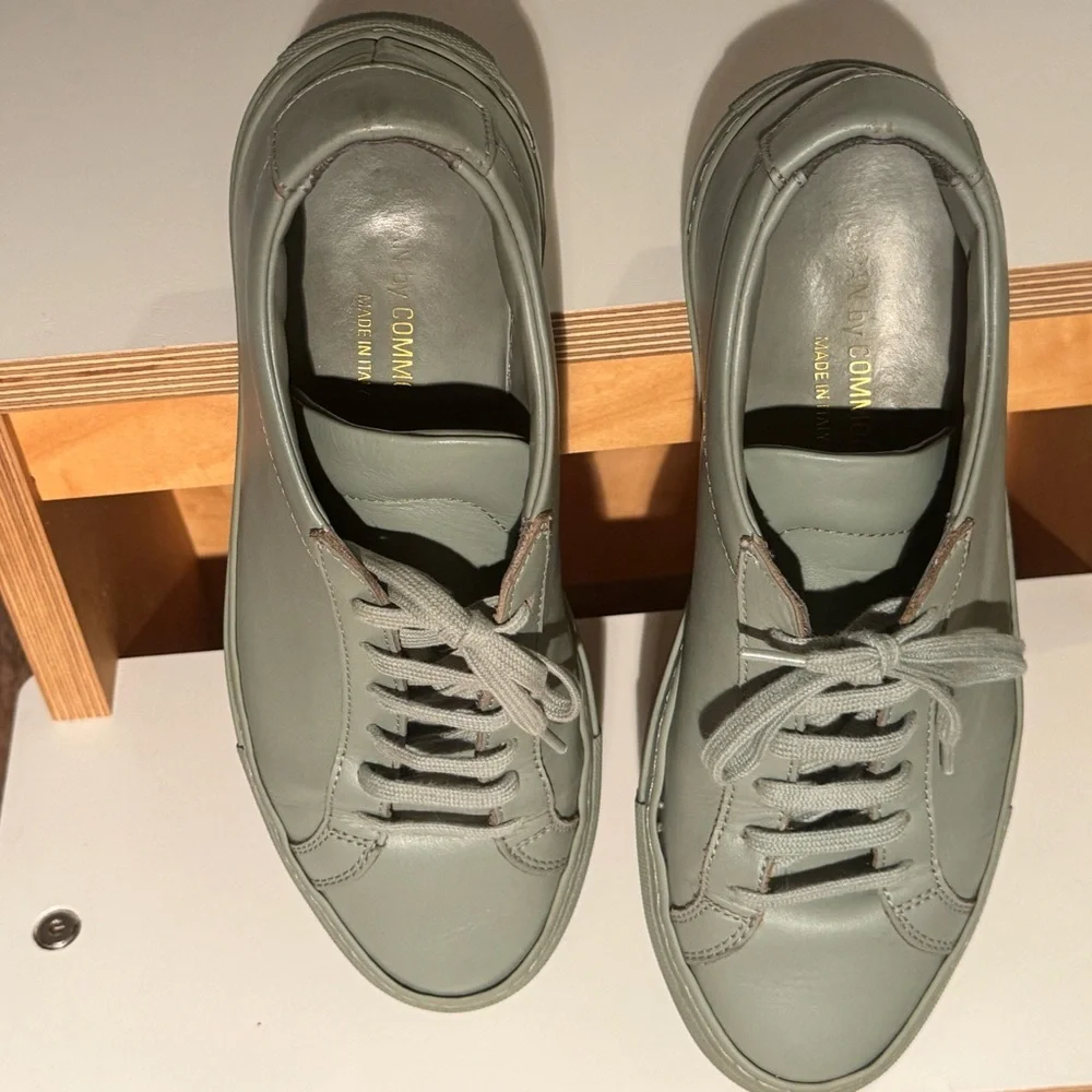 Common Projects SIZE 37 Vintage Green Achilles Low Sneakers | 3701 37 1095 - Picture 2 of 9
